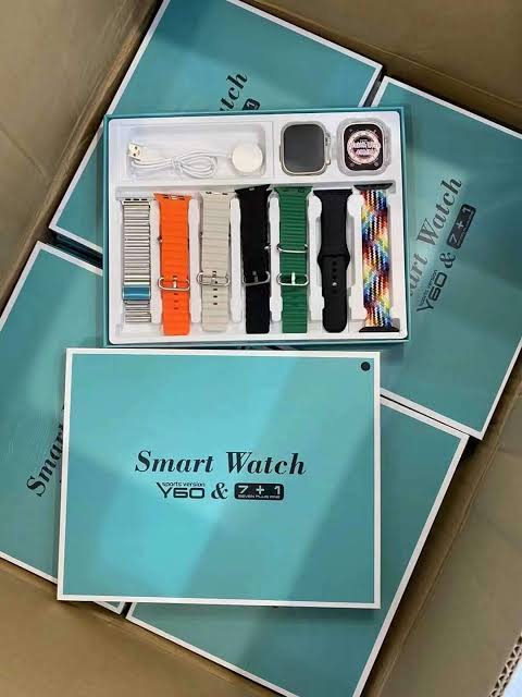 Y60 Sports Edition (7+1) Smart Watch (random Color)